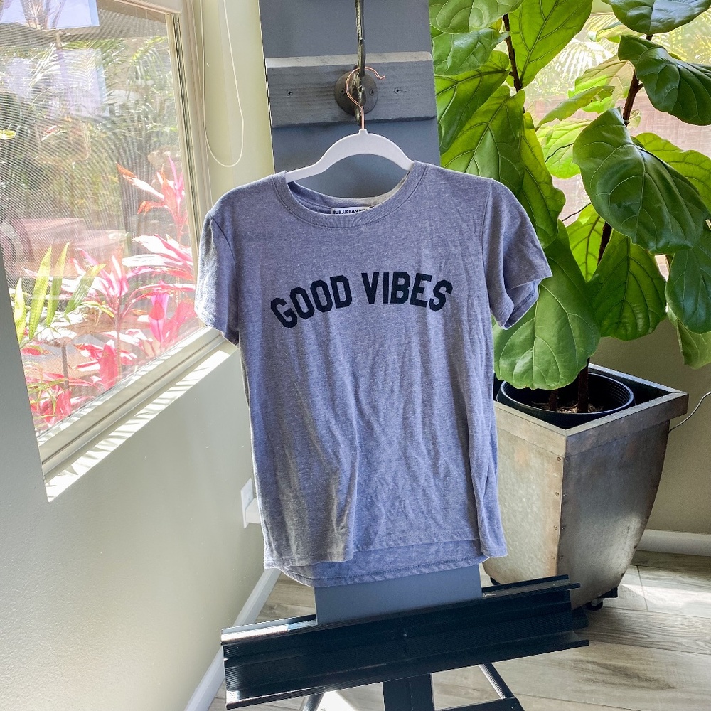 Good vibes soft T